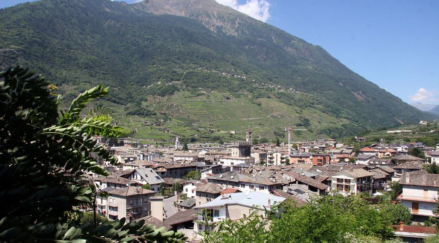 tirano from ostello garden