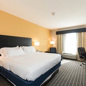 The King Leisure at the Holiday Inn Express Hotel & Suites Fort Walton Beach Northwest