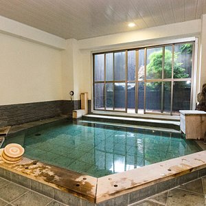 Public Bath for Gentlemen at the Tokino Yu
