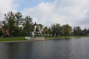 Бассейн и пляж