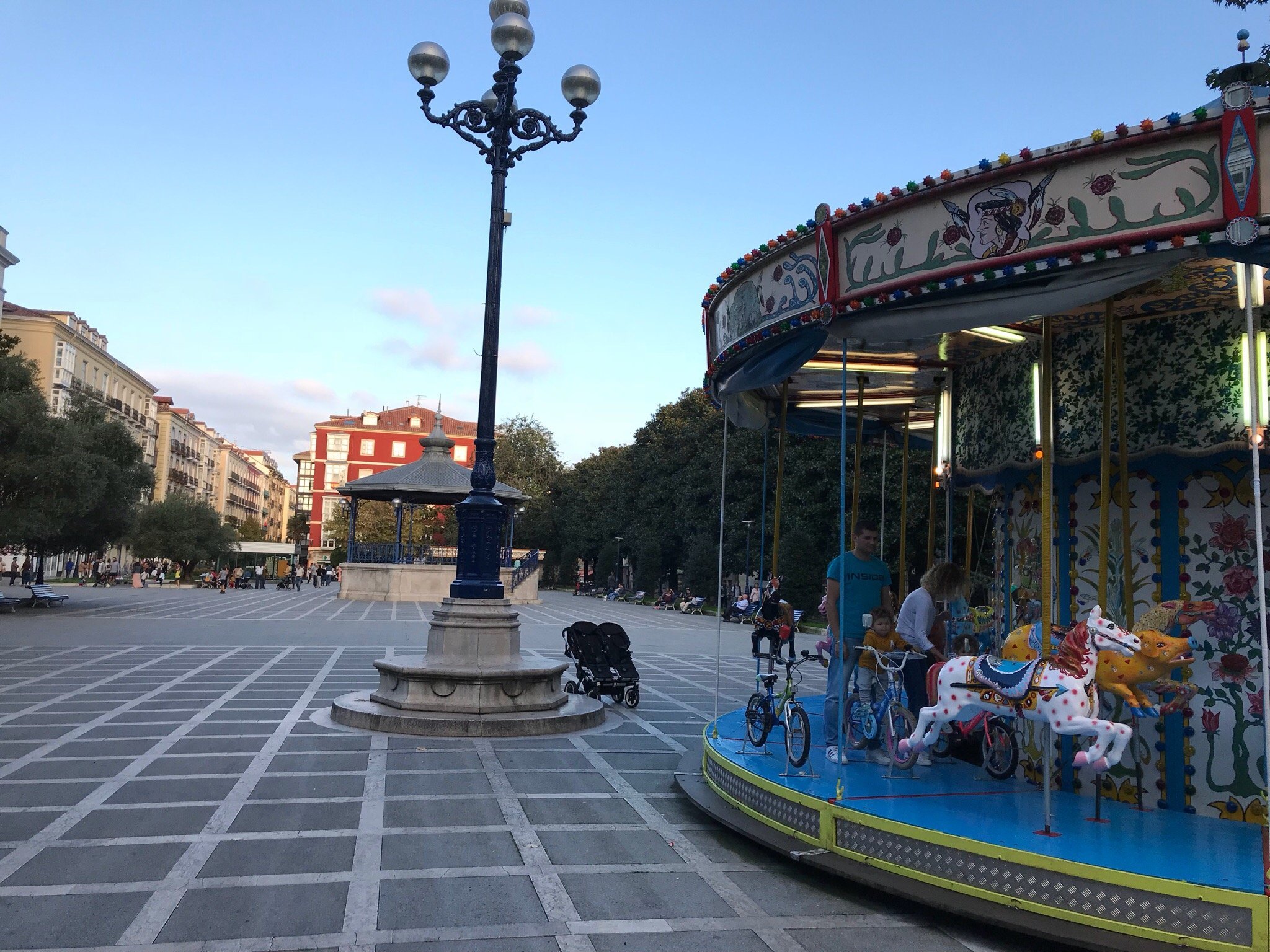 Plaza Pombo (Santander) - 2022 Lo Que Se Debe Saber Antes De Viajar ...