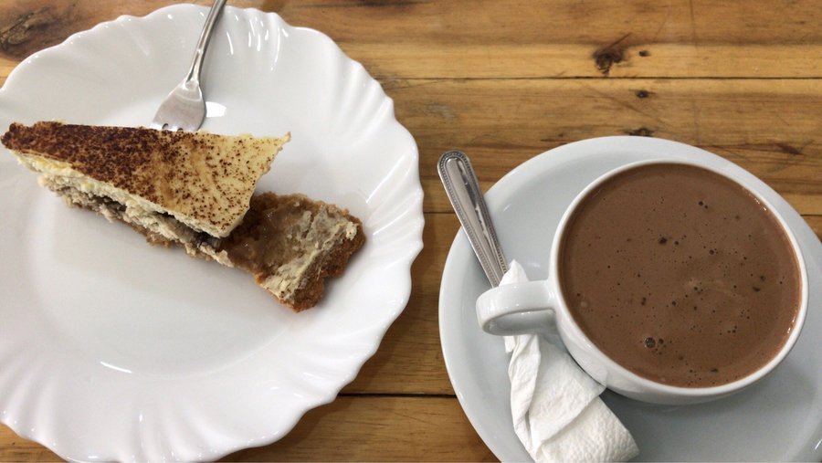 Deliciosas tortas e em especial a banoff.
Para acompanhar um saboroso cappuccino ou spresso. Con