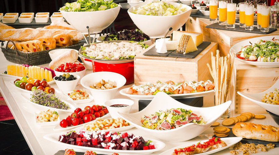 Delightful Lunch in Semi-Buffet Style