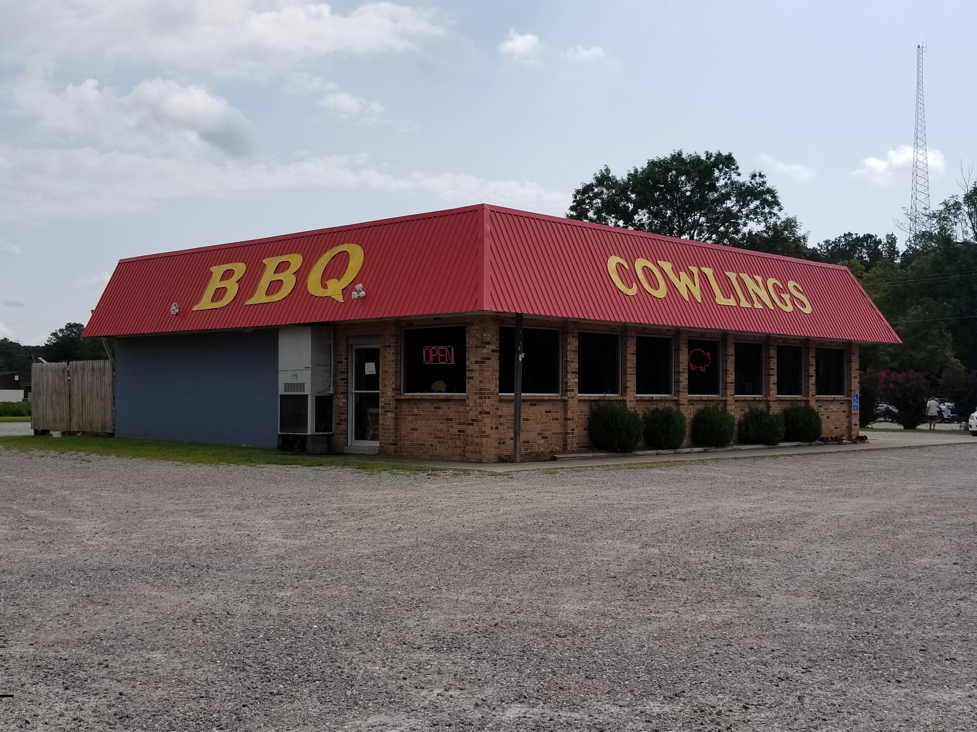 Cowlings bbq clearance