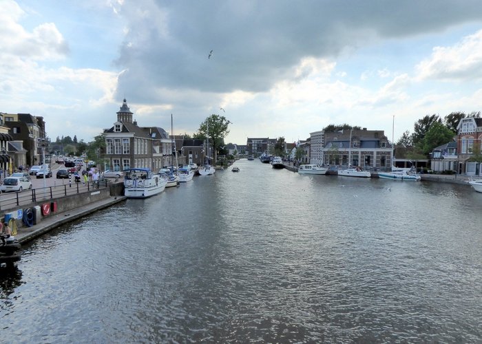 Blick von der Waterpoort auf den Außenhafen