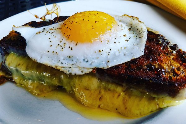 10 Best Breakfast Restaurants in Downtown Indianapolis
