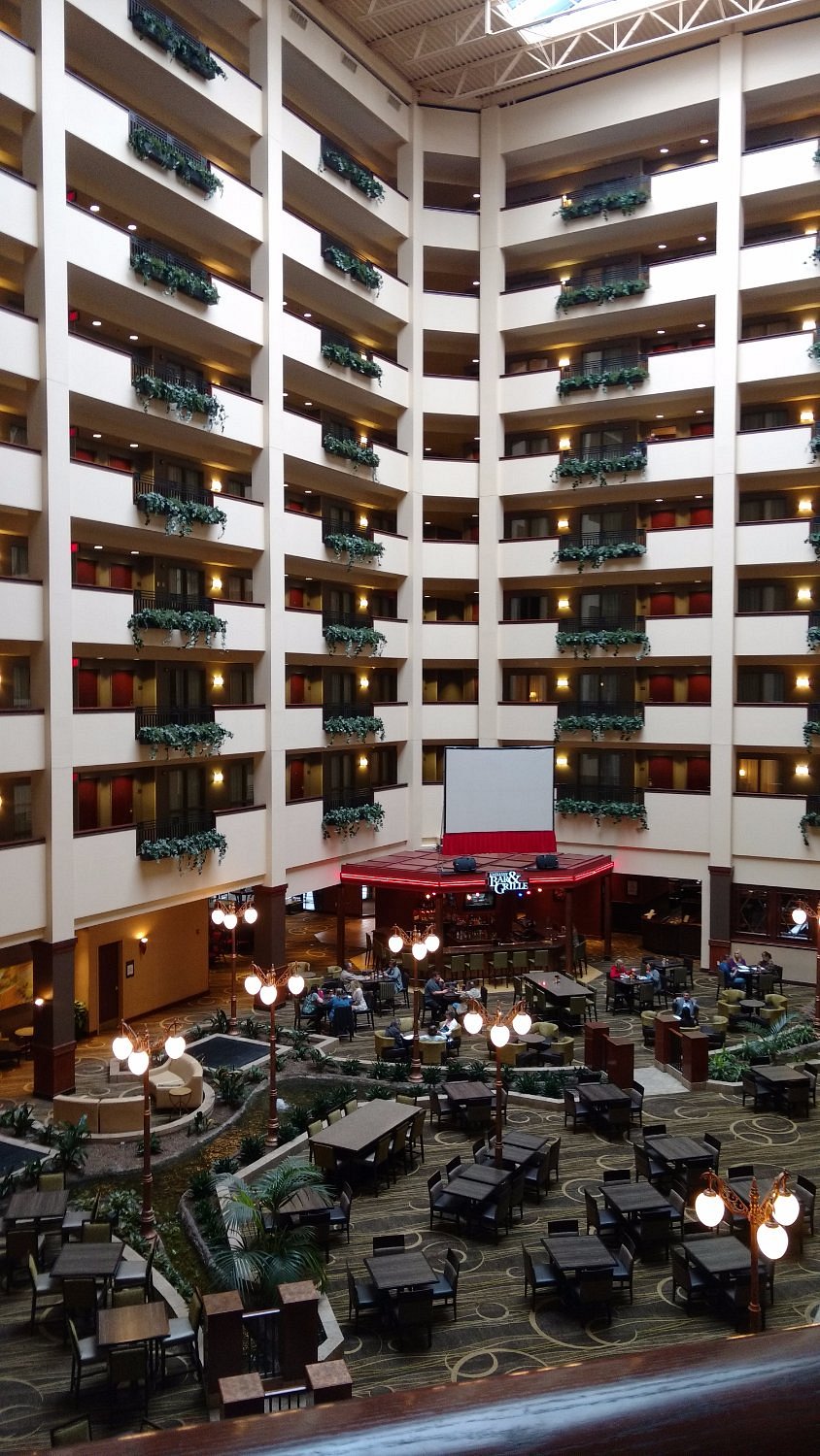 EMBASSY SUITES BY HILTON LINCOLN 142 (̶1̶8̶9̶) Updated 2022 Prices