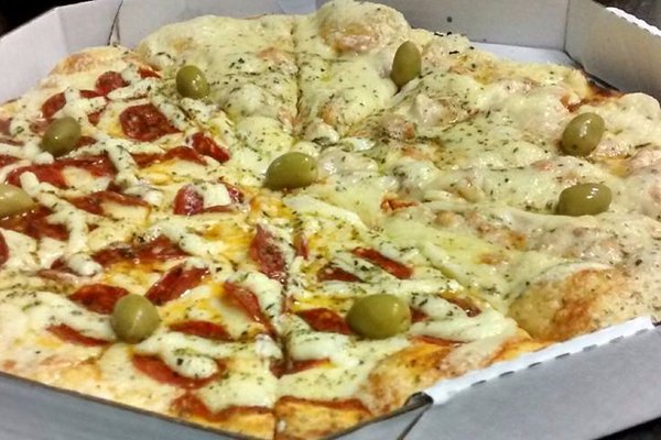 Pizza calabresa - Picture of Pizzaria Donatello, Londrina - Tripadvisor