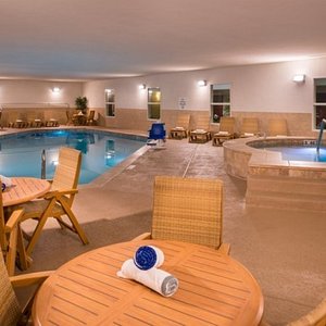 hotels in oak grove ky with indoor pool