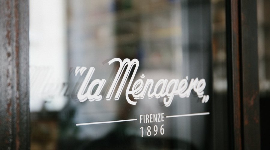 Born in 1896, La Ménagère is getting back now as a concept-restaurant.