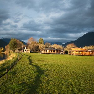A Orillas del Río Puelo, Patagonia Puelo Lodge