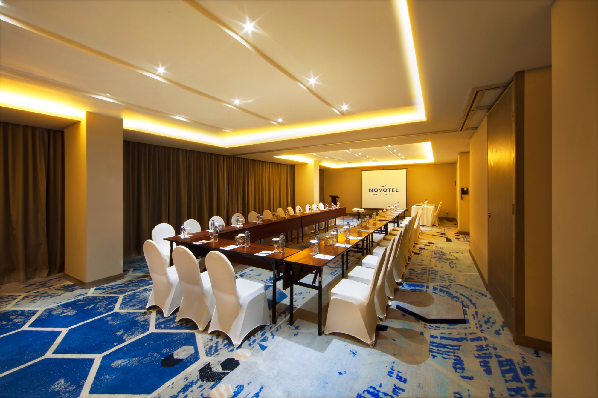 Hotel photo 6 of Novotel Pekanbaru.