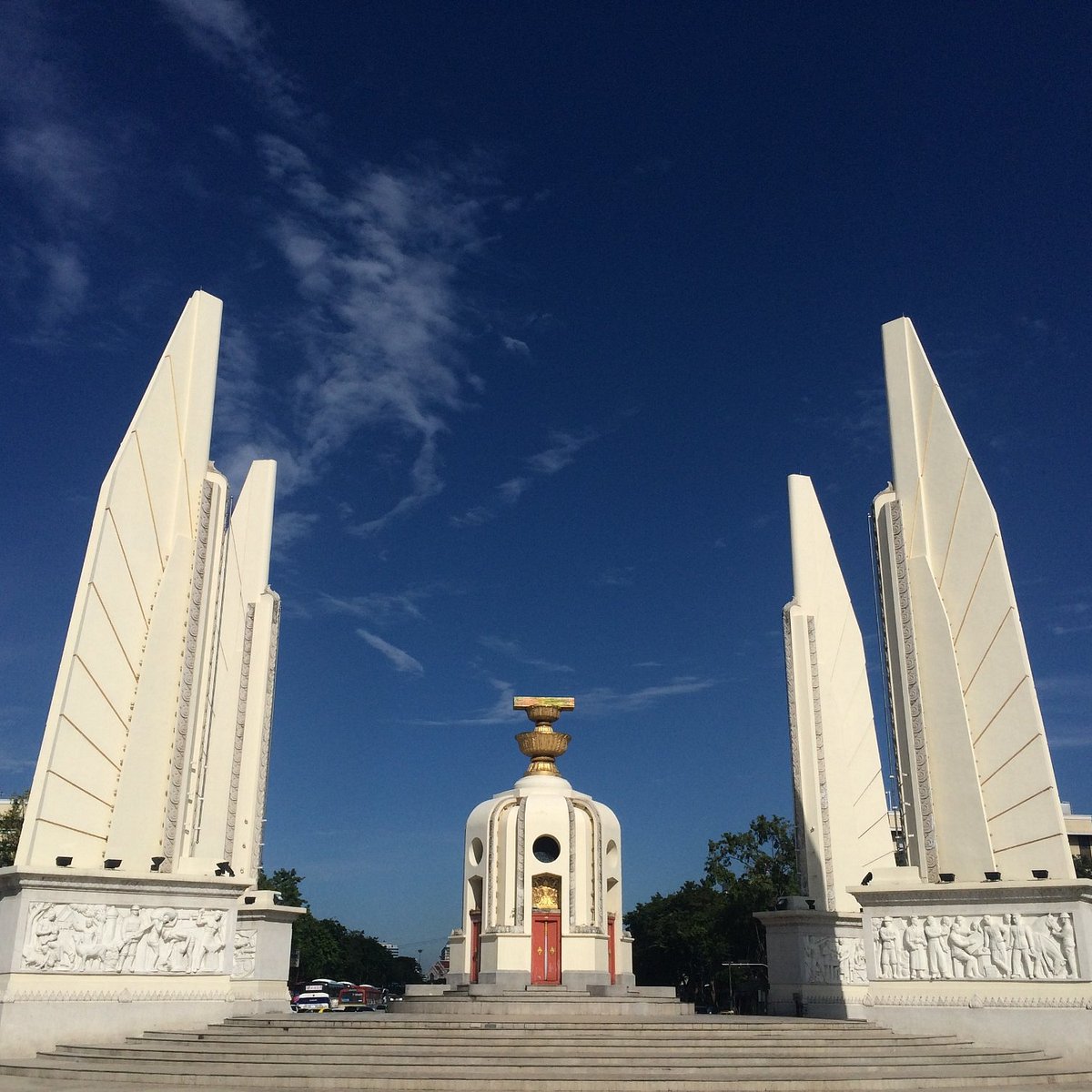 Democracy Monument, Бангкок: лучшие советы перед посещением - Tripadvisor