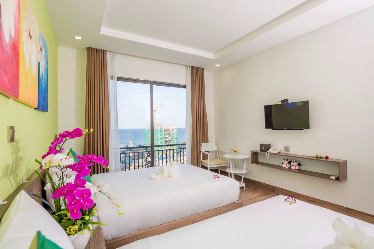 Raon Danang Beach Rooms: Pictures & Reviews - Tripadvisor