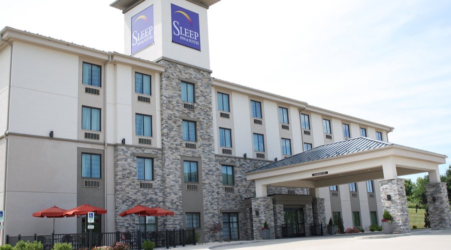 Sleep Inn & Suites Belmont