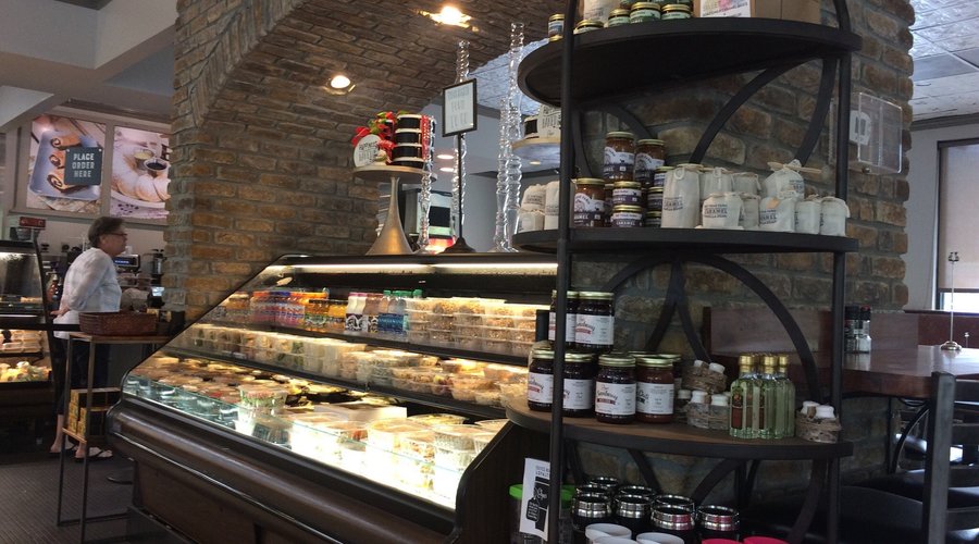 Edgar's Bakery & Cafe