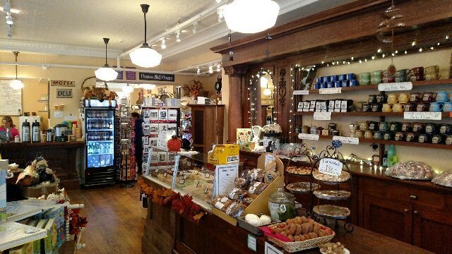 THE CATSKILL MOUNTAIN COUNTRY STORE AND RESTAURANT, Windham - 5510 ...