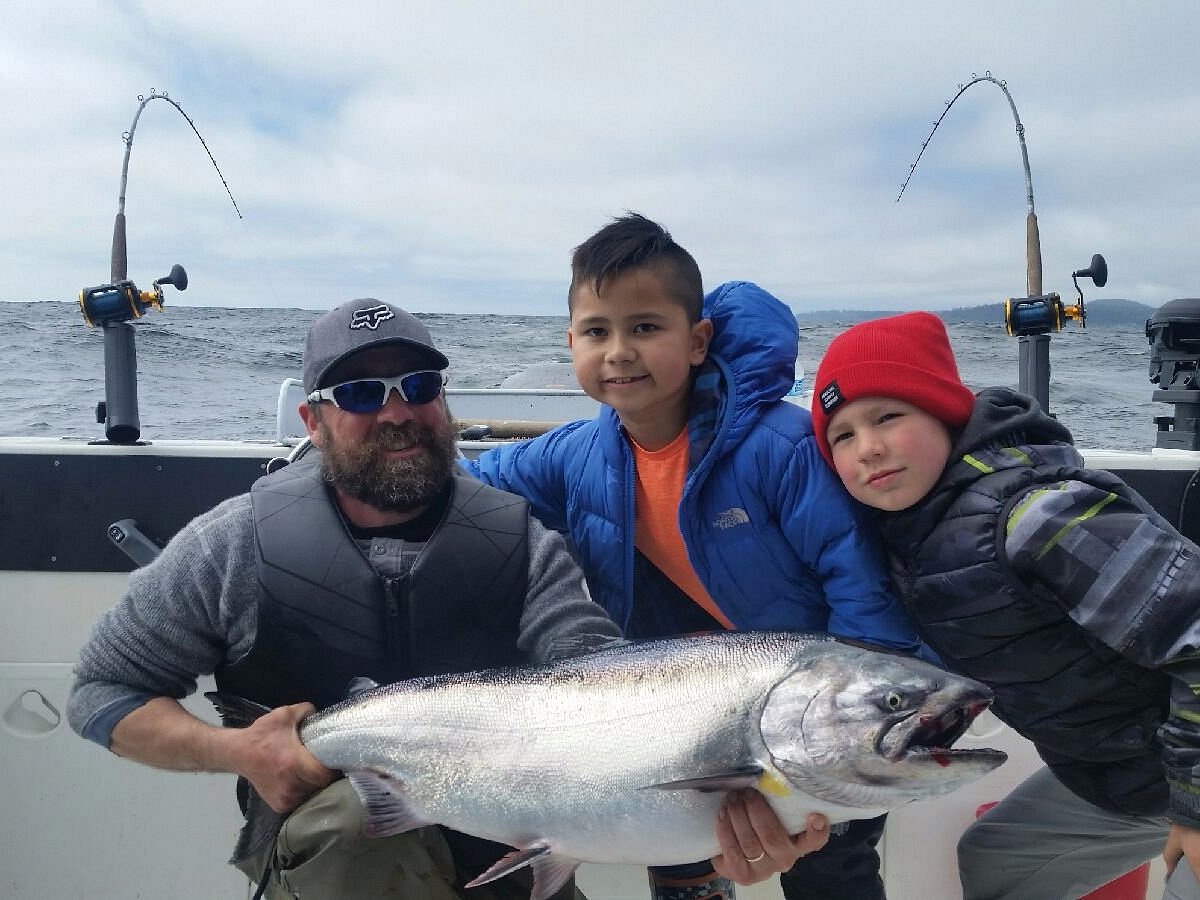 Catch lots of fish - Picture of Watermark Salmon Fishing Charters, West  Vancouver - Tripadvisor