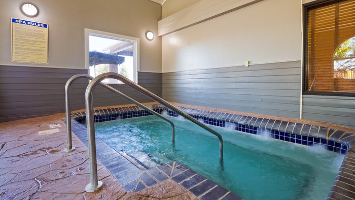 Best Western Alexandria Inn Pool: Pictures & Reviews - Tripadvisor