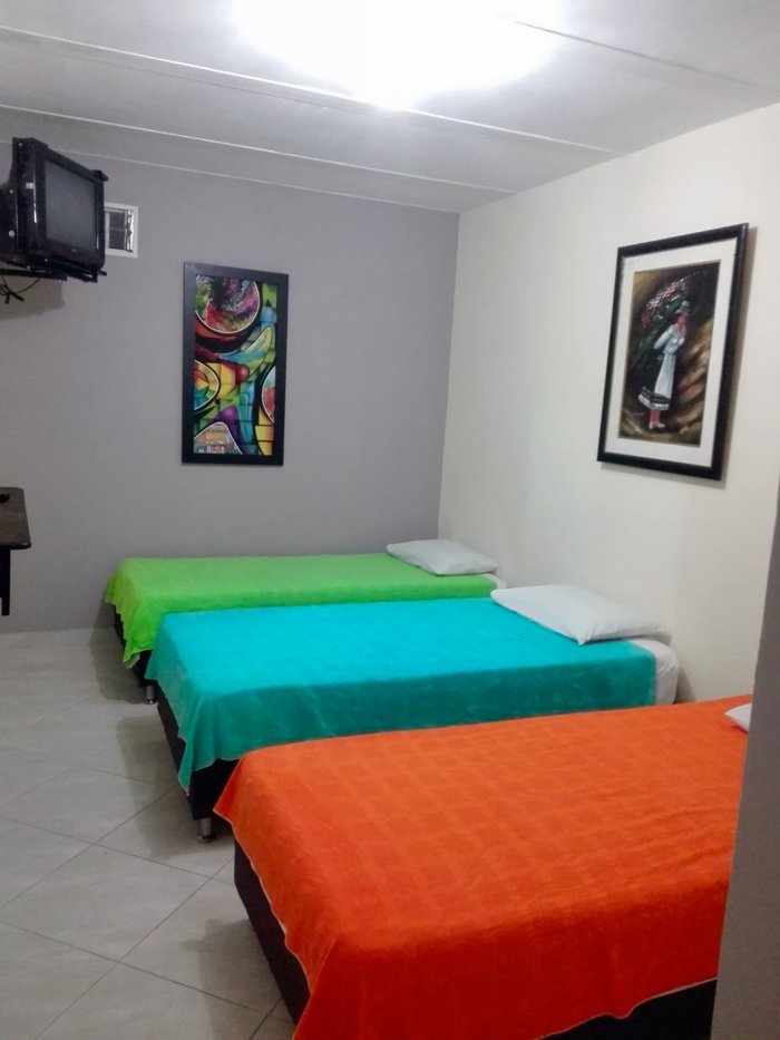 hotel medellin los laureles