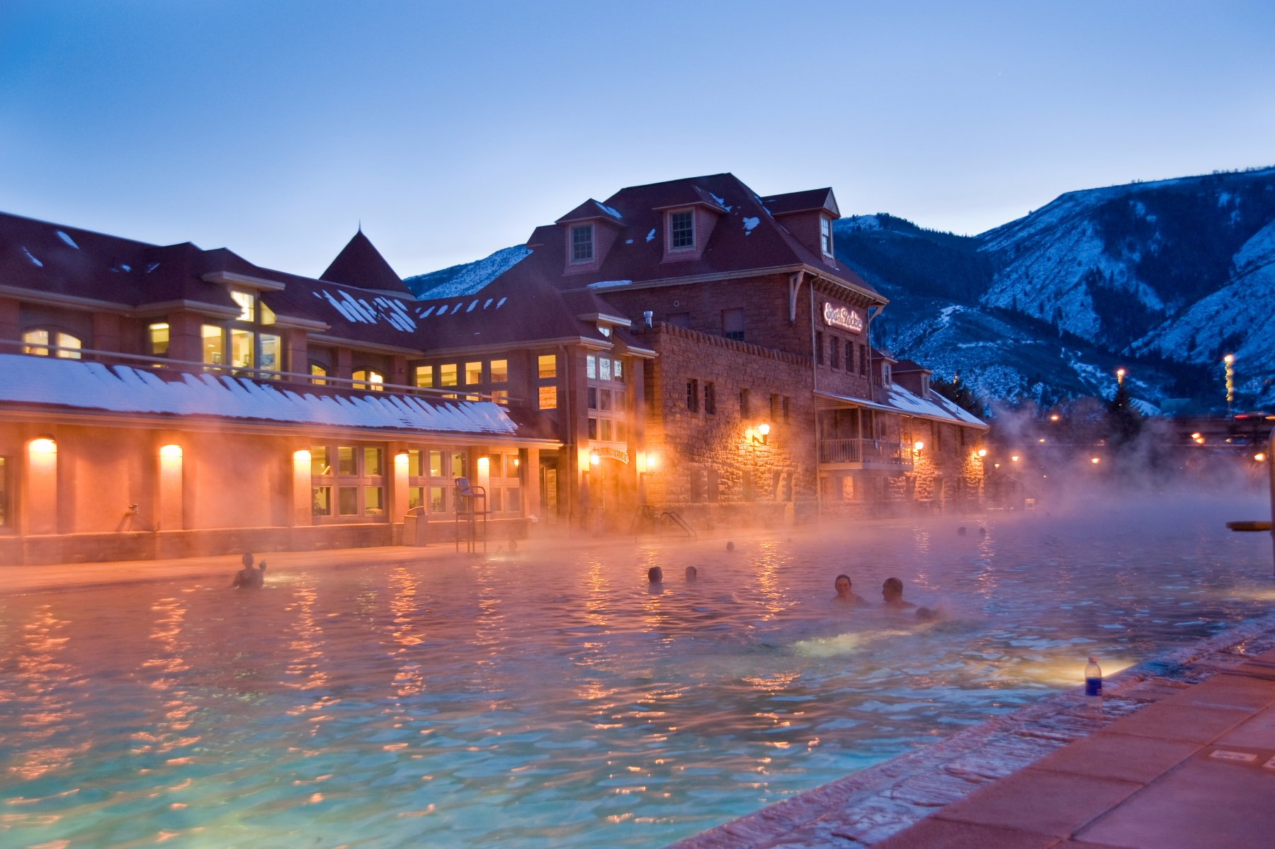 THE HOTEL DENVER COLORADO GLENWOOD SPRINGS 455 Fotos Compara O De   Hot Springs Pool A Short 