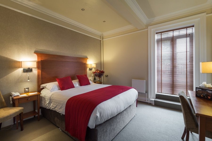 WYNNSTAY HOTEL & SPA - Updated 2021 Prices, Reviews, and Photos ...