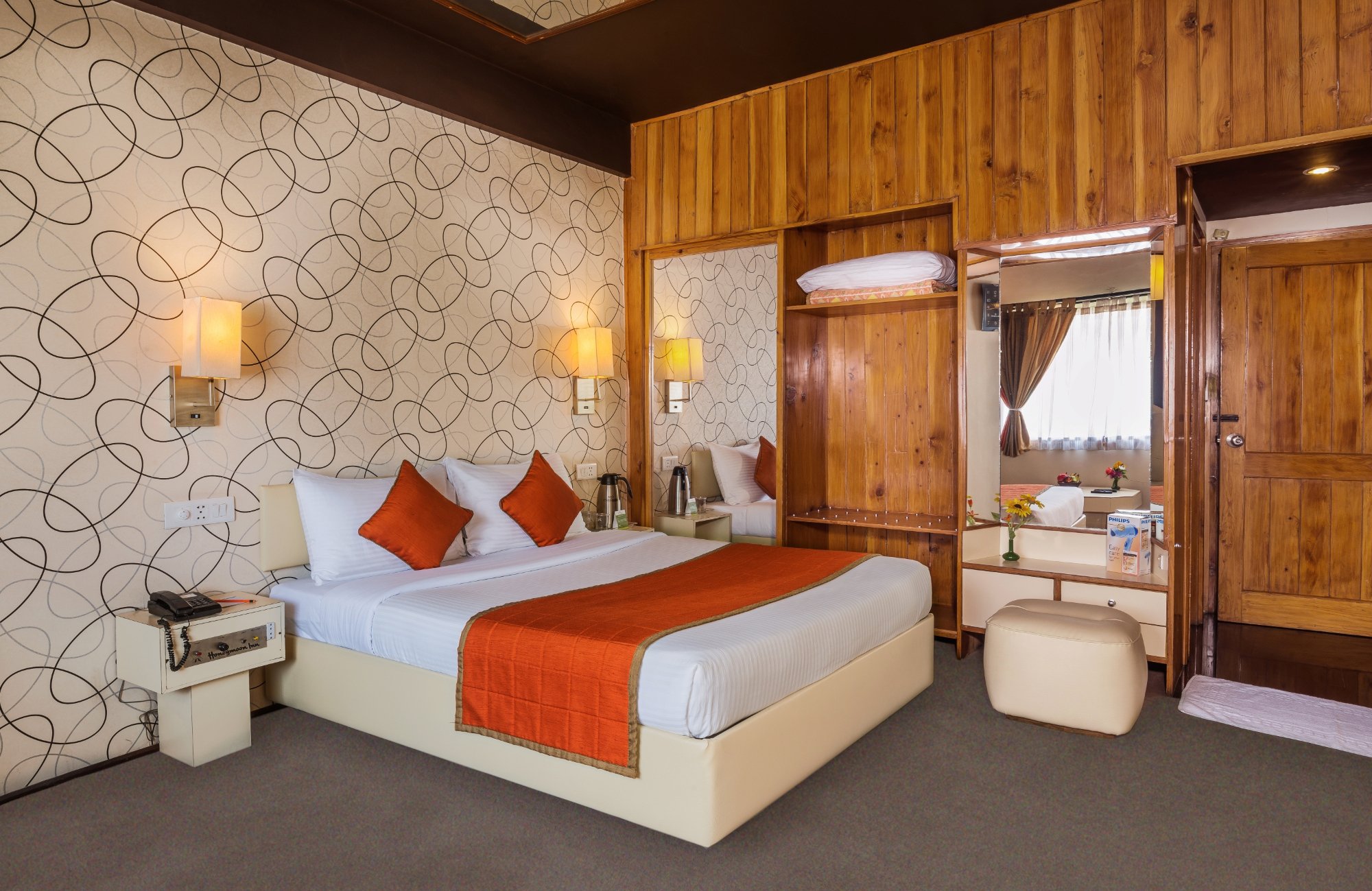 Hotel photo 6 of Honeymoon Inn Manali.