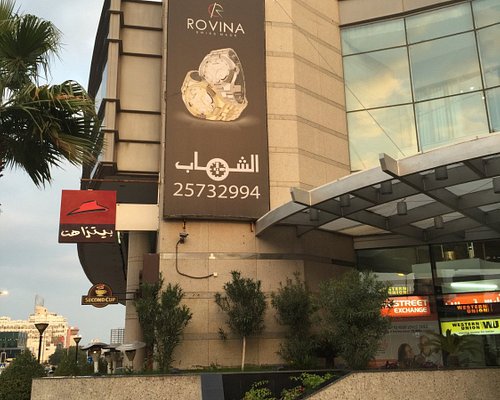 KUWAIT'S most luxurious shopping mall 🛍️ THE AVENUES, let's go inside! 