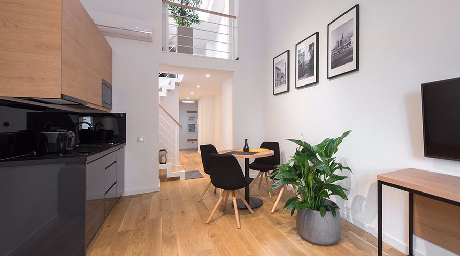 Two-storey apartment for home-like experience