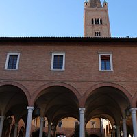 Chiostro di San Mercuriale