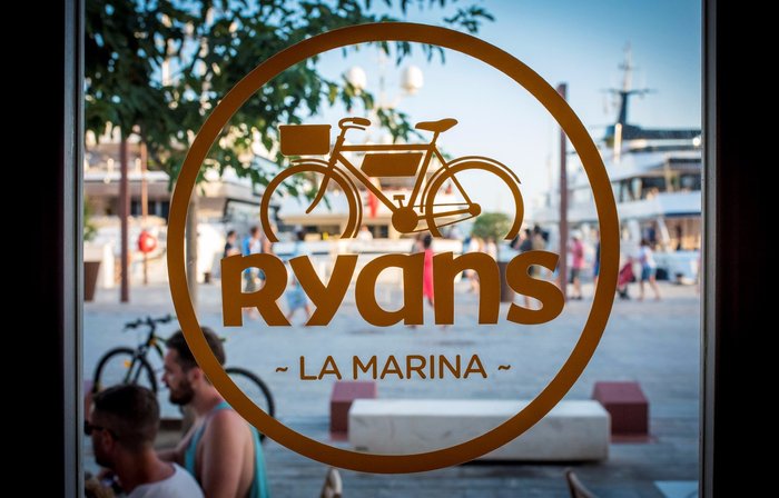 Imagen 10 de Ryans La Marina