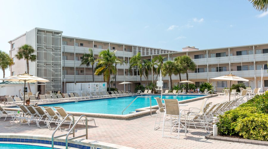 The Pool at the Sandcastle Resort at Lido Beach