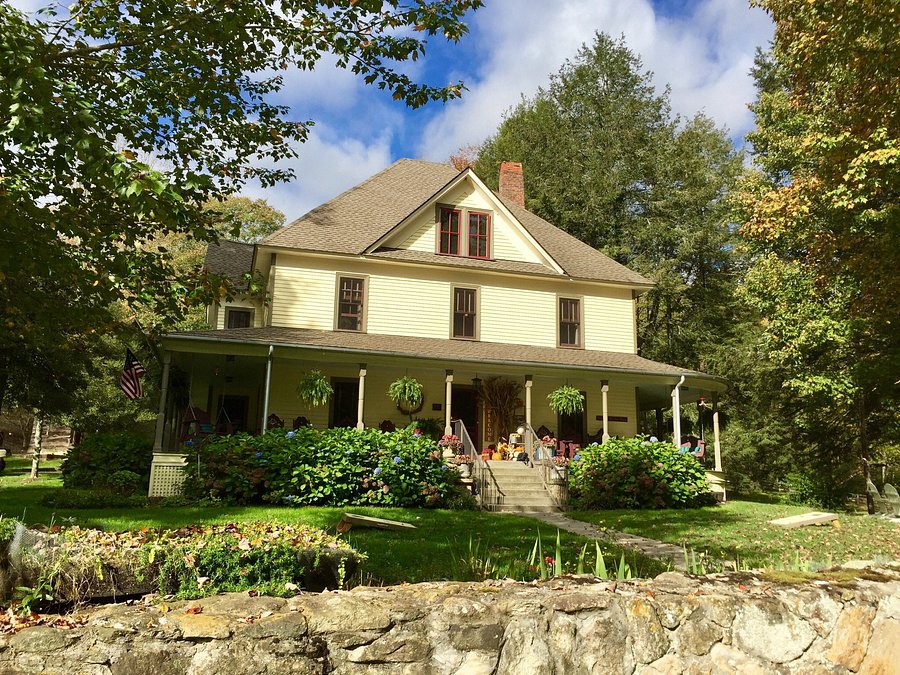 THE BUCK HOUSE INN ON BALD MOUNTAIN CREEK Updated 2021 Prices