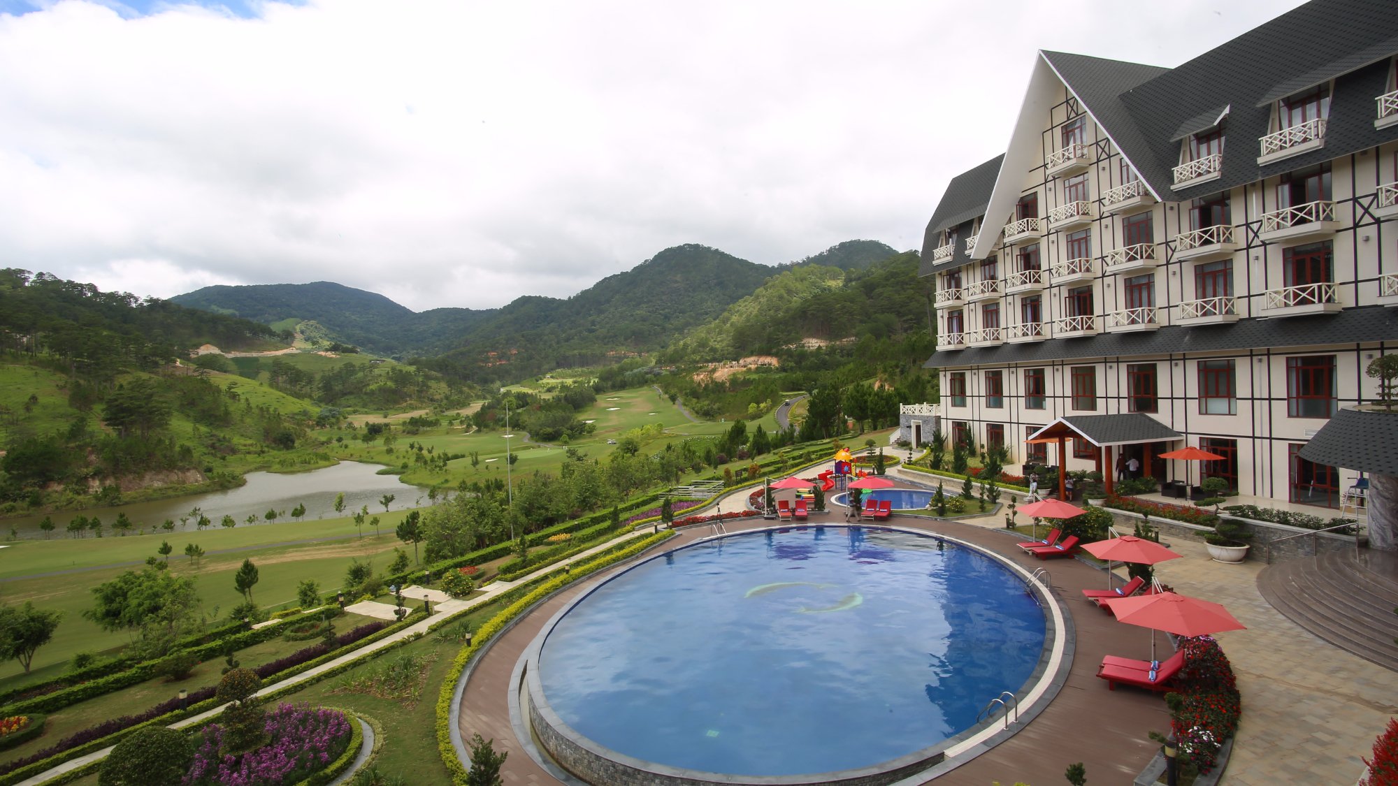Hotel photo 16 of Swiss-Belresort Tuyen Lam Dalat.