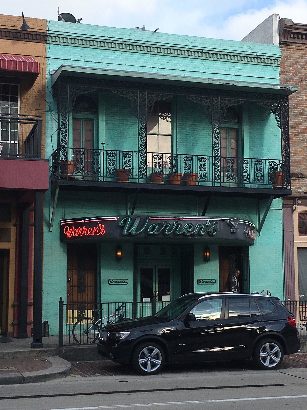 WARREN'S INN, Houston Downtown Restaurant Reviews, Photos & Phone