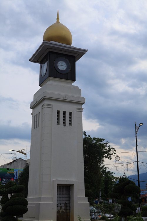 Kuala Kangsar District white j review images
