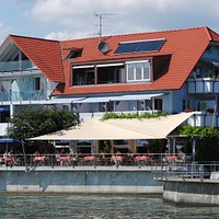 Restaurant vom See aus