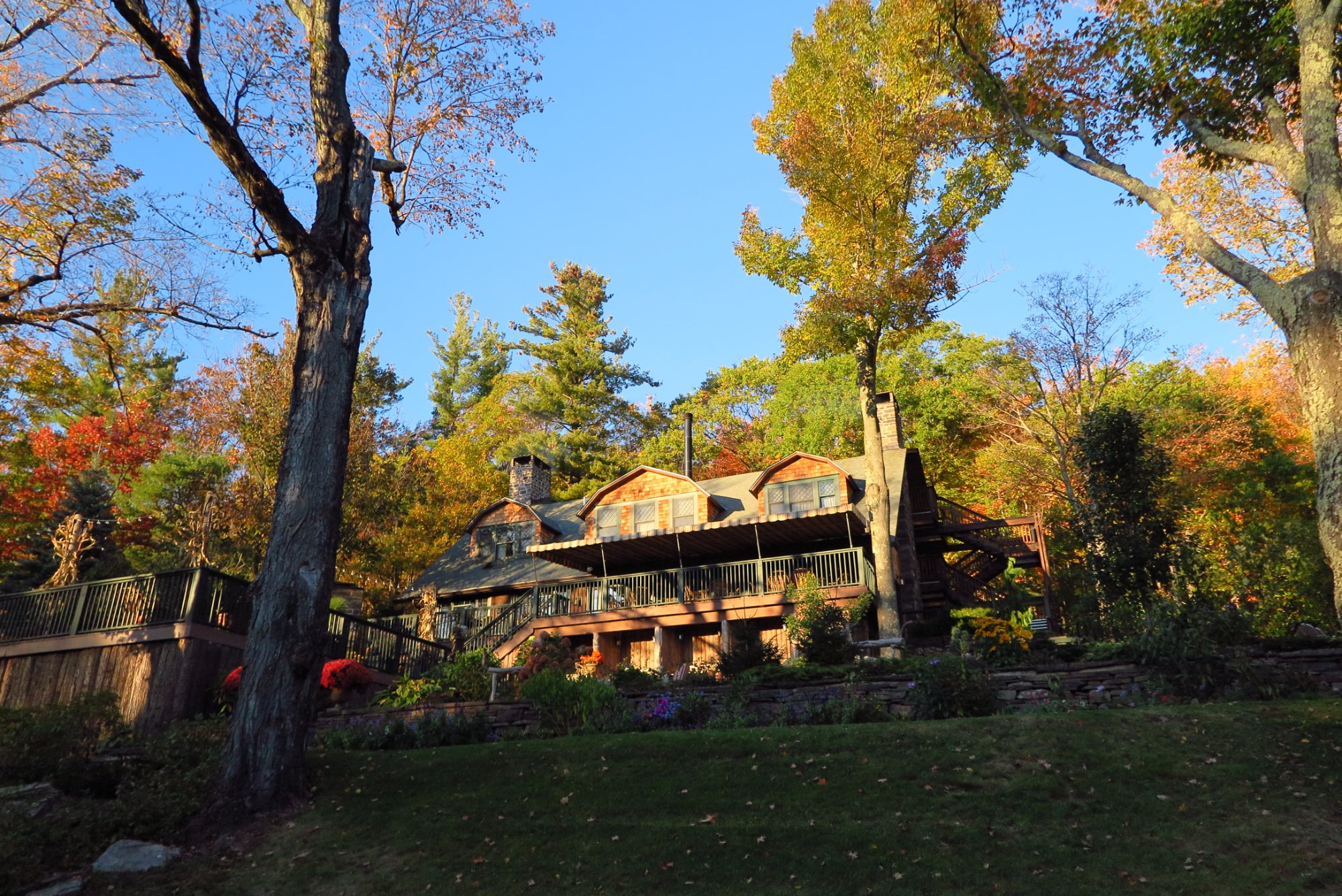 DEER MOUNTAIN INN - Updated 2022 Prices, Reviews, And Photos ...