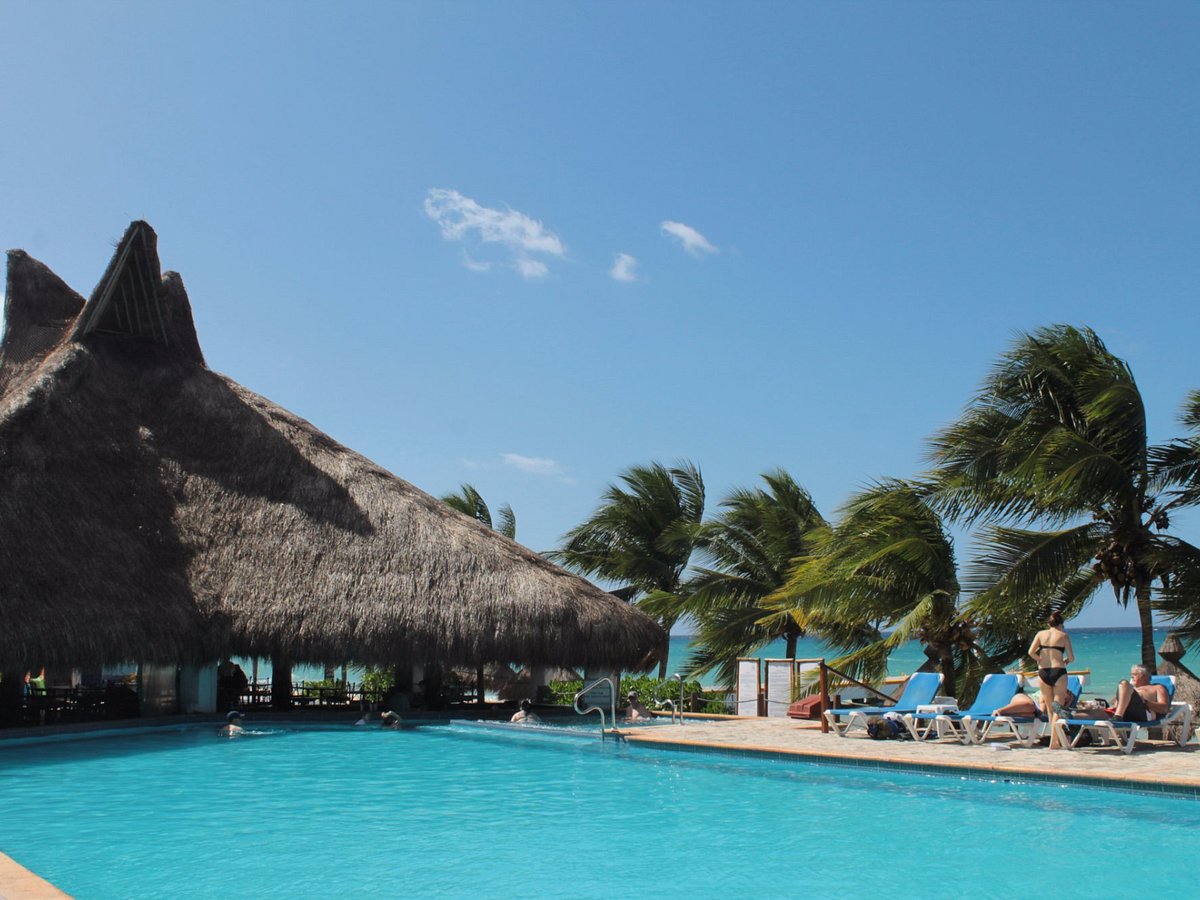 Nachi Cocom Beach Club & Water Sport Center (Cozumel) - All You Need to  Know BEFORE You Go
