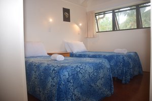 Room & Suite