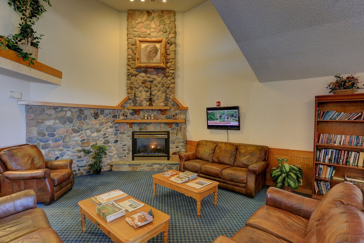 Woodland Park Country Lodge Bar or Lounge: Pictures & Reviews - Tripadvisor