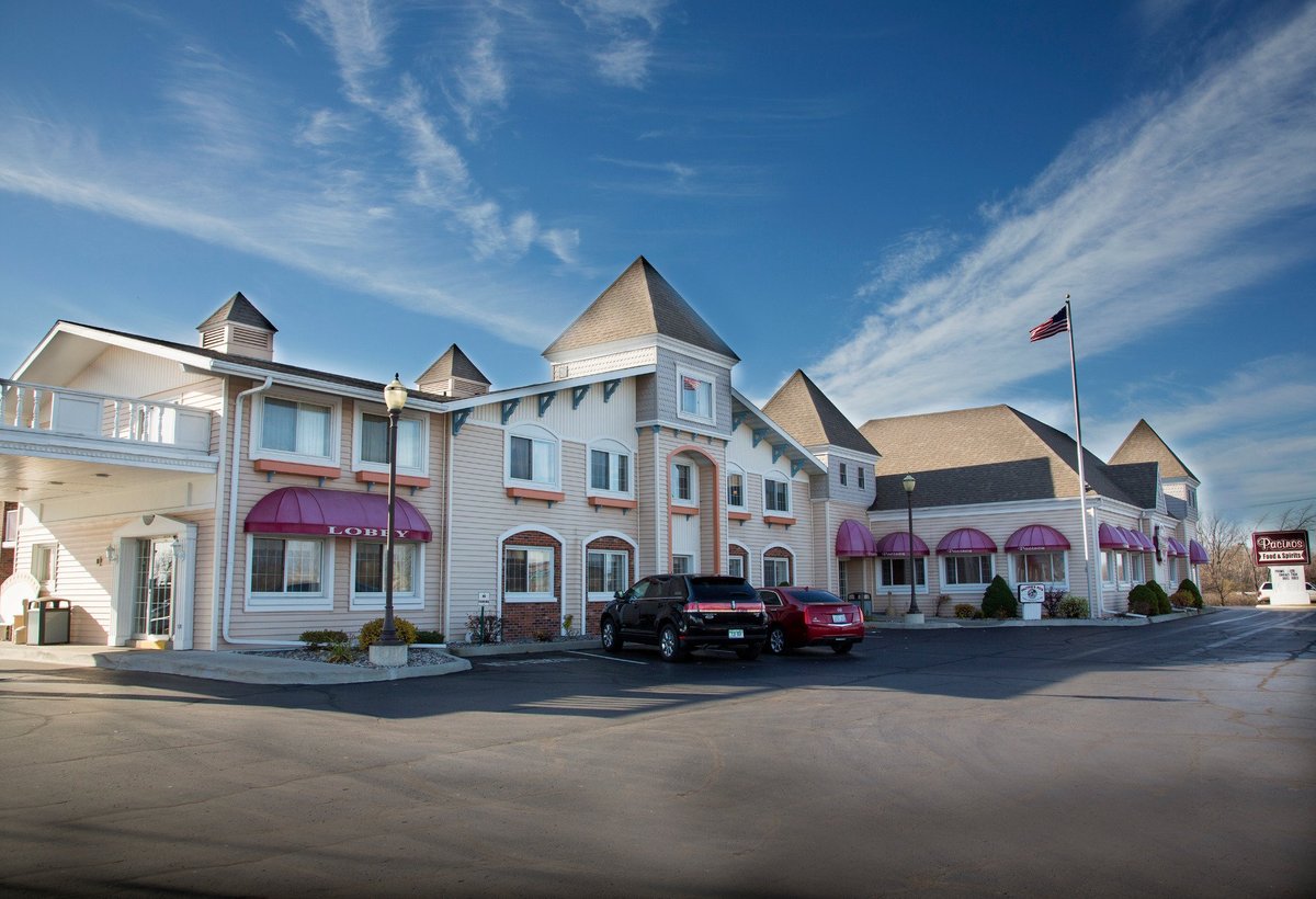 THE 10 BEST Hotels in Escanaba, MI for 2022 (from $69) - Tripadvisor