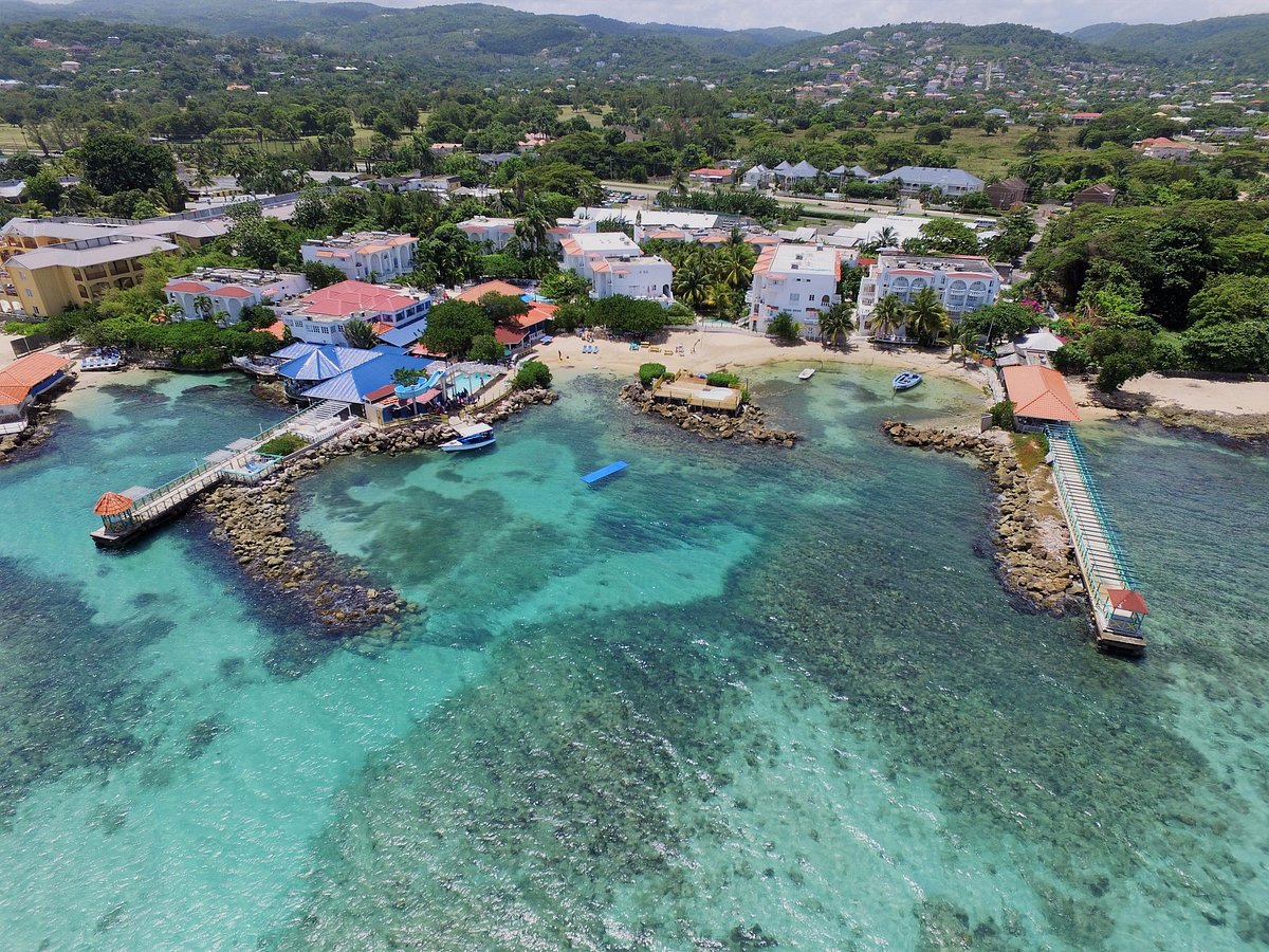 Franklyn D. Resort &amp; Spa, hotell i Jamaica