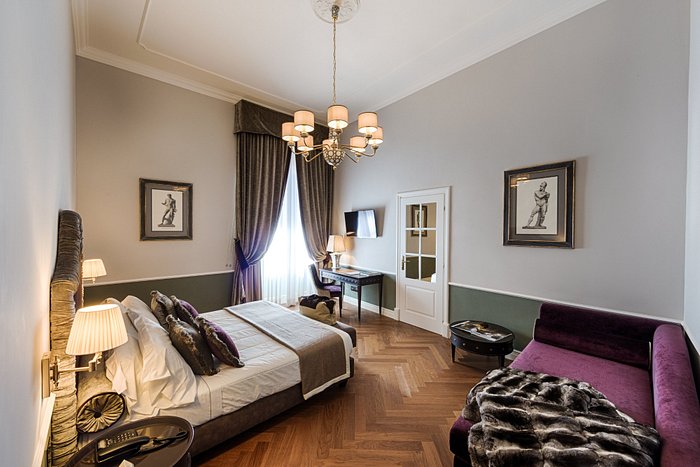 PALAZZO ROSELLI CECCONI - Prices & Hotel Reviews (Florence, Italy)