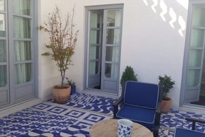 Room & Suite