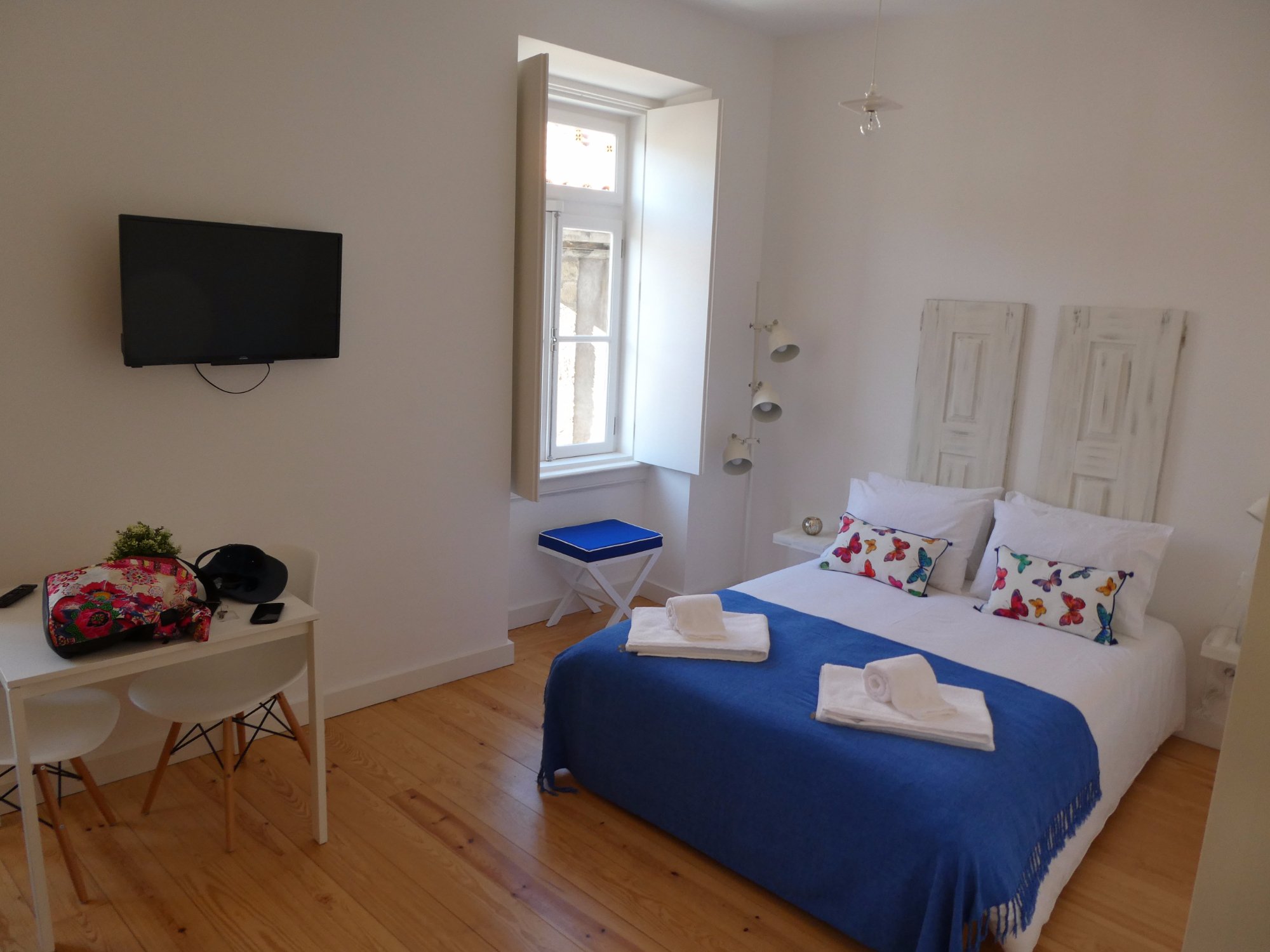 LIVING SANTA CRUZ Condominium Reviews Coimbra Portugal