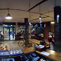 Exelente, buena comida, buen ambiente.