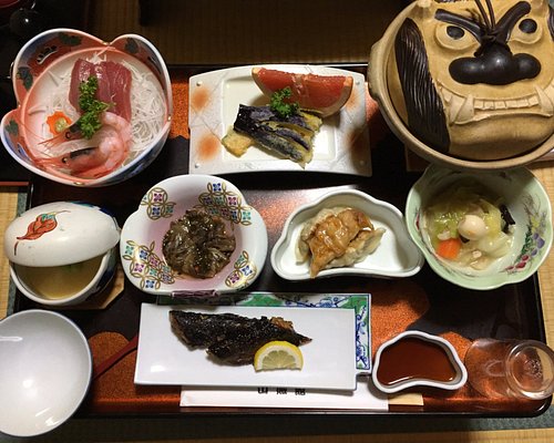 古い宿だが温泉と食事は文句なし 飯塚旅館の口コミ トリップアドバイザー