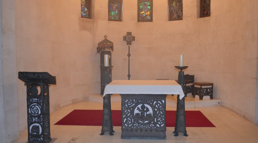 IGREJA CONSTRUÍDA PELOS HÚNGAROS DENTRO DO SANTUÁRIO DE VALINHOS NA CIDADE DE FÁTIMA EM PORTUGAL