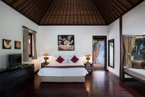 Room & Suite